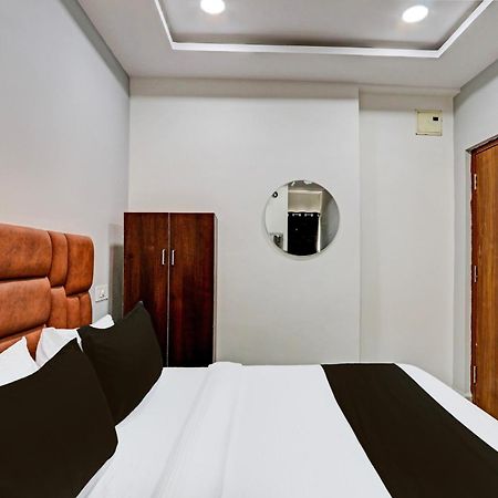 Super Hotel O Lavish Tranquil Гайдарабад Екстер'єр фото